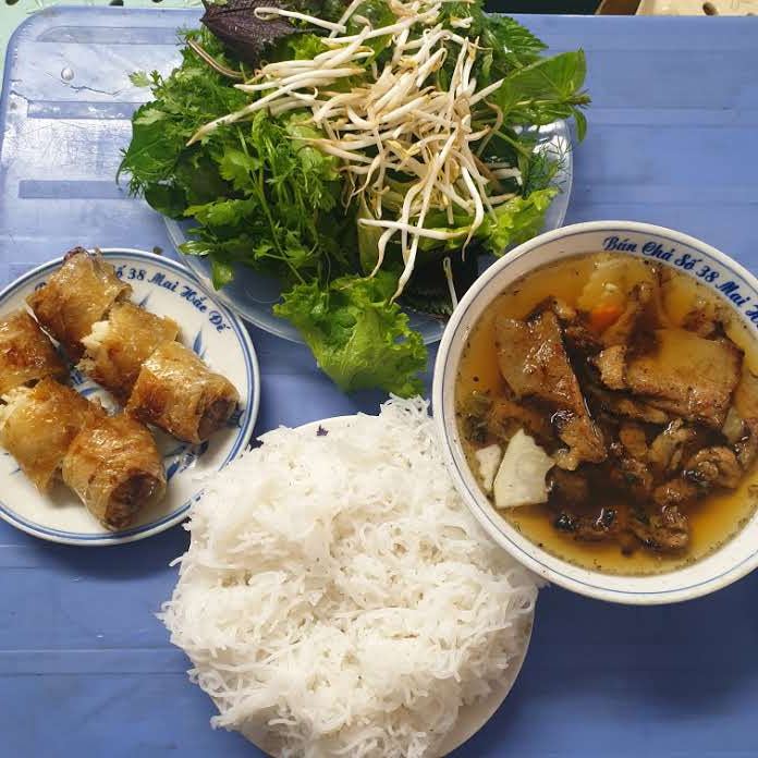 Quán Bún Chả Số 38