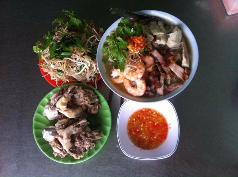 Quán Bún Nước Lèo Trang