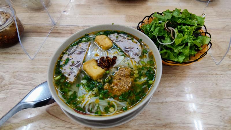 Quán Bún Riêu Cua