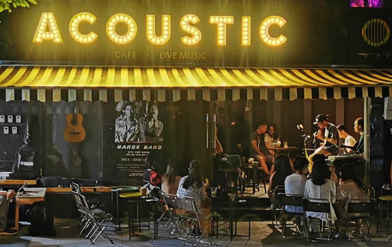 QUÁN CAFE HÁT VỚI NHAU MANG KHÔNG GIAN TRẺ TRUNG TẠI CẦN THƠ