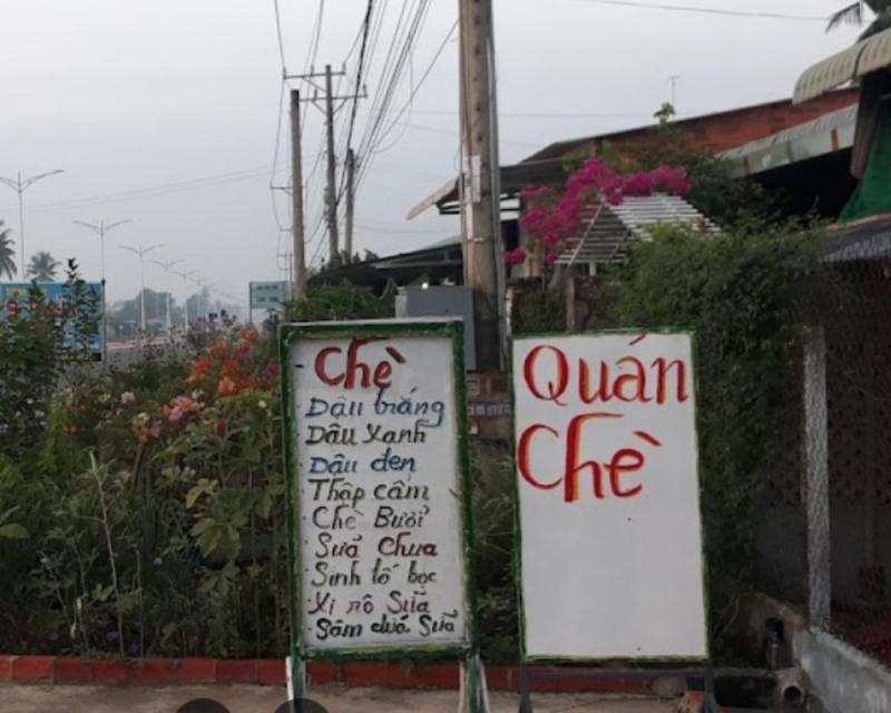 Quán chè Cô Quyên