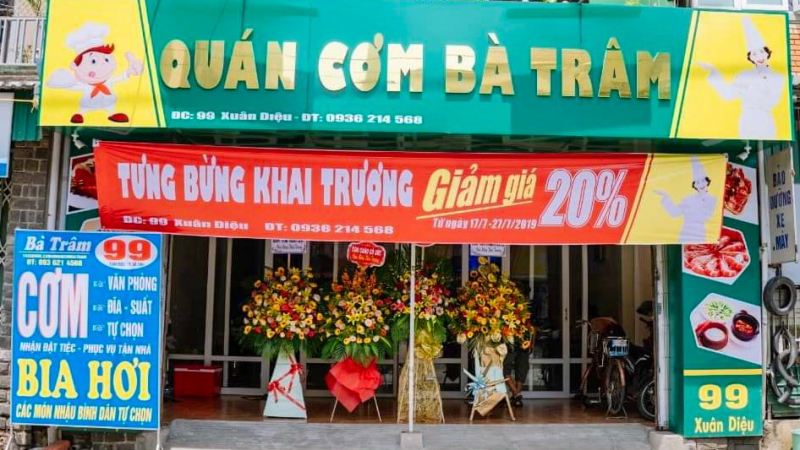 Quán cơm Bà Trâm