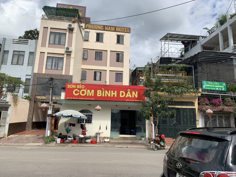 Quán cơm bình dân Sơn Béo