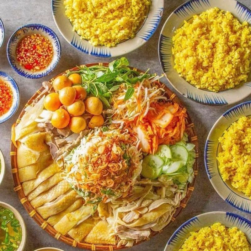 Quán Con Gà Mái - Cơm gà Phú Yên