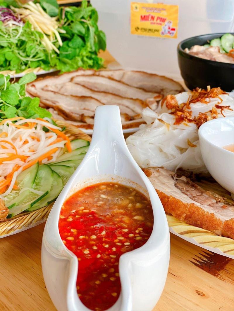 Quán cuốn em