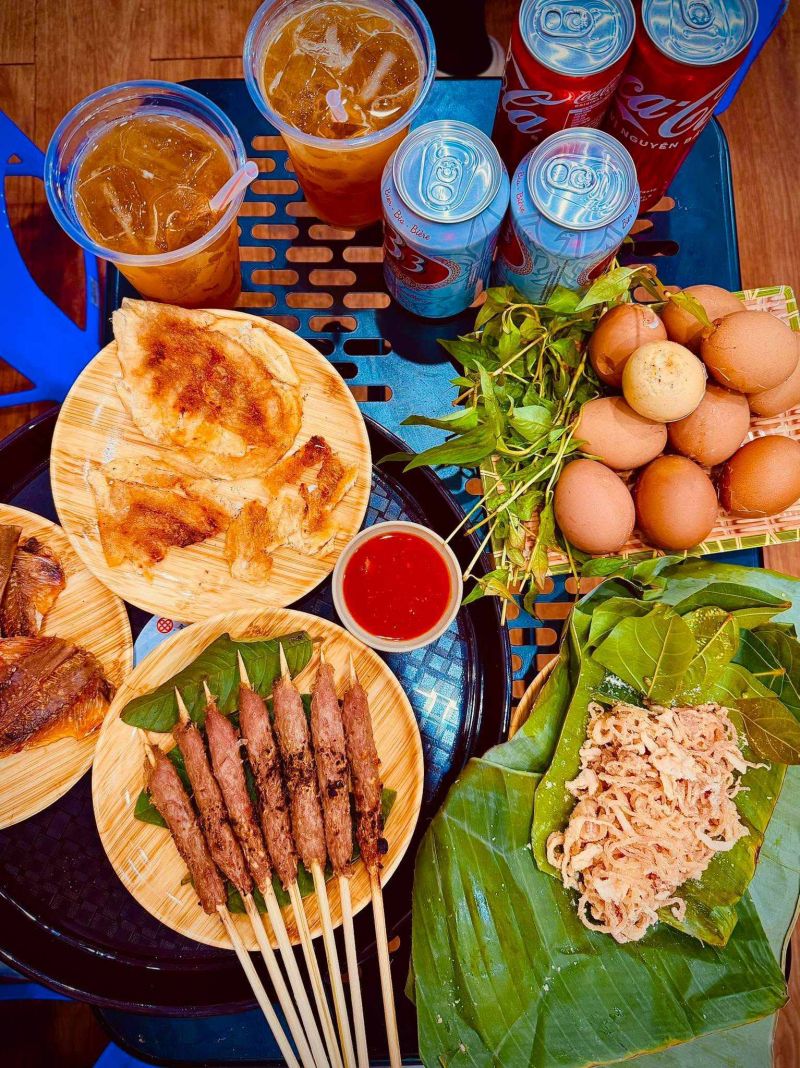 quán Dính - Nem Chua Nướng