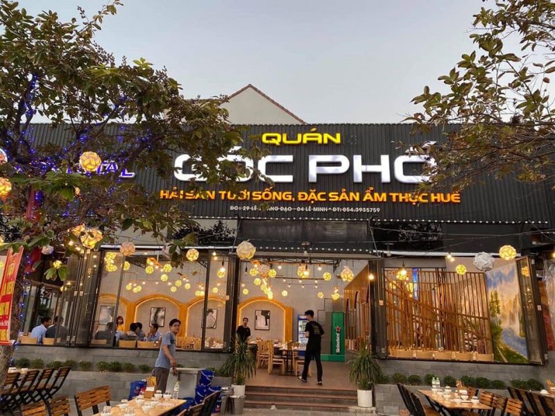 Quán Góc Phố