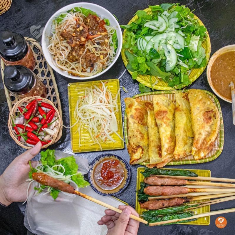 Quán Hồng Bánh Xèo - Nem Lụi - Bò Lá Lốt