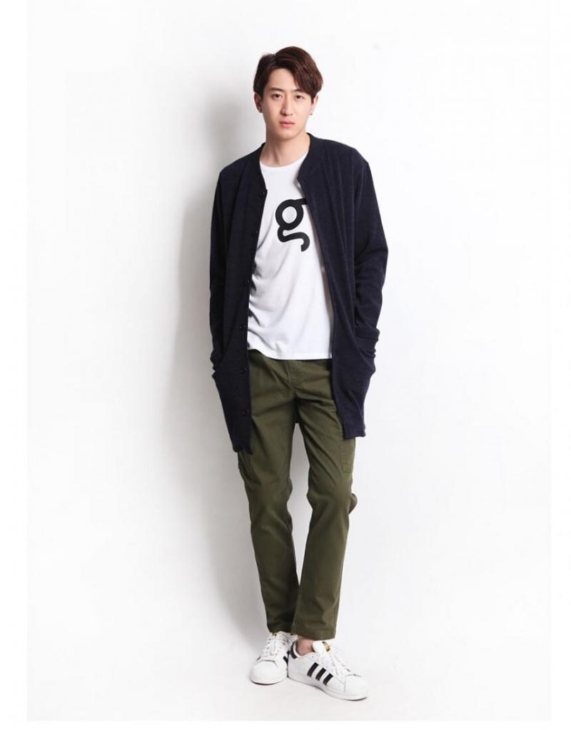 Quần kaki kết với cardigan nam