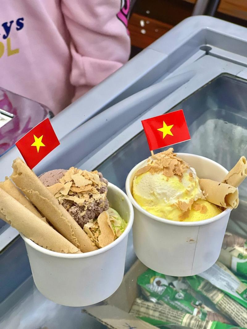 Quán Kem Tràng Tiền