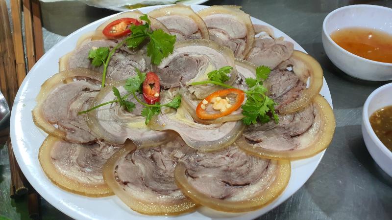 Quán Lẩu Bò Hai Tín