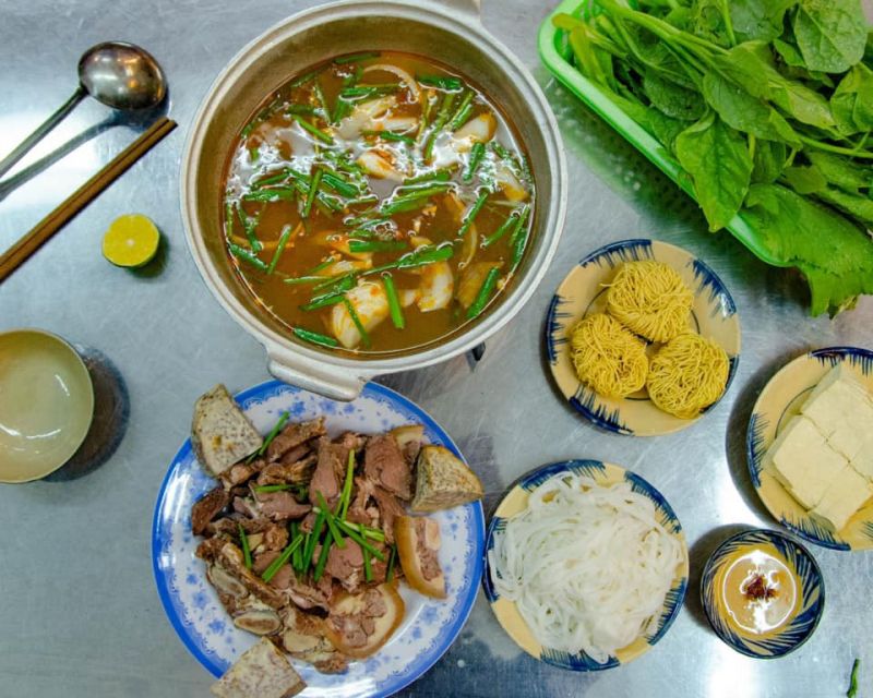 Quán Lẩu Đuôi Bò B112