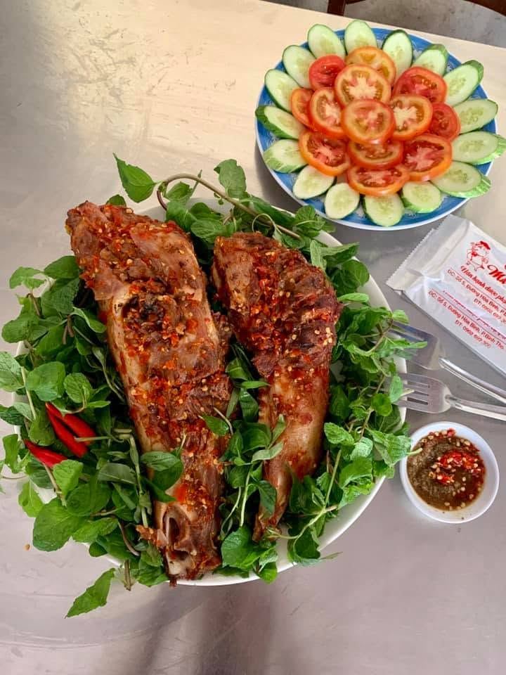 Quán má heo nướng Út Phương