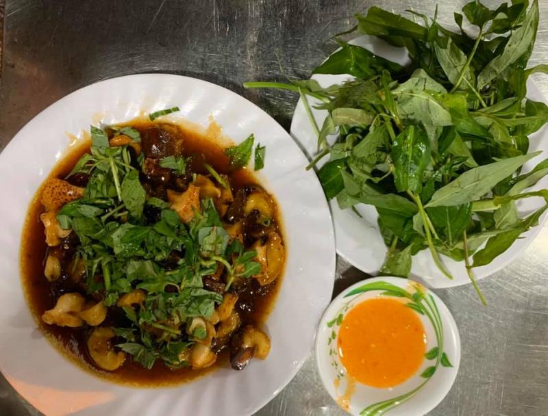 Đến Nha Trang, muốn thưởng thức hải sản ngon thì tuyệt đối đừng bỏ qua quán Ốc Xuân Anh