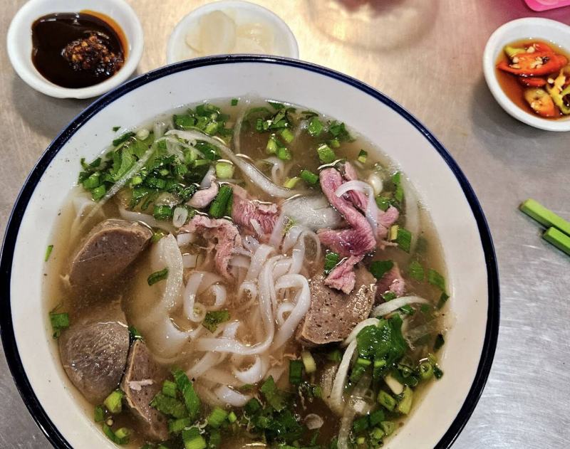 Quán Phở Nhựt