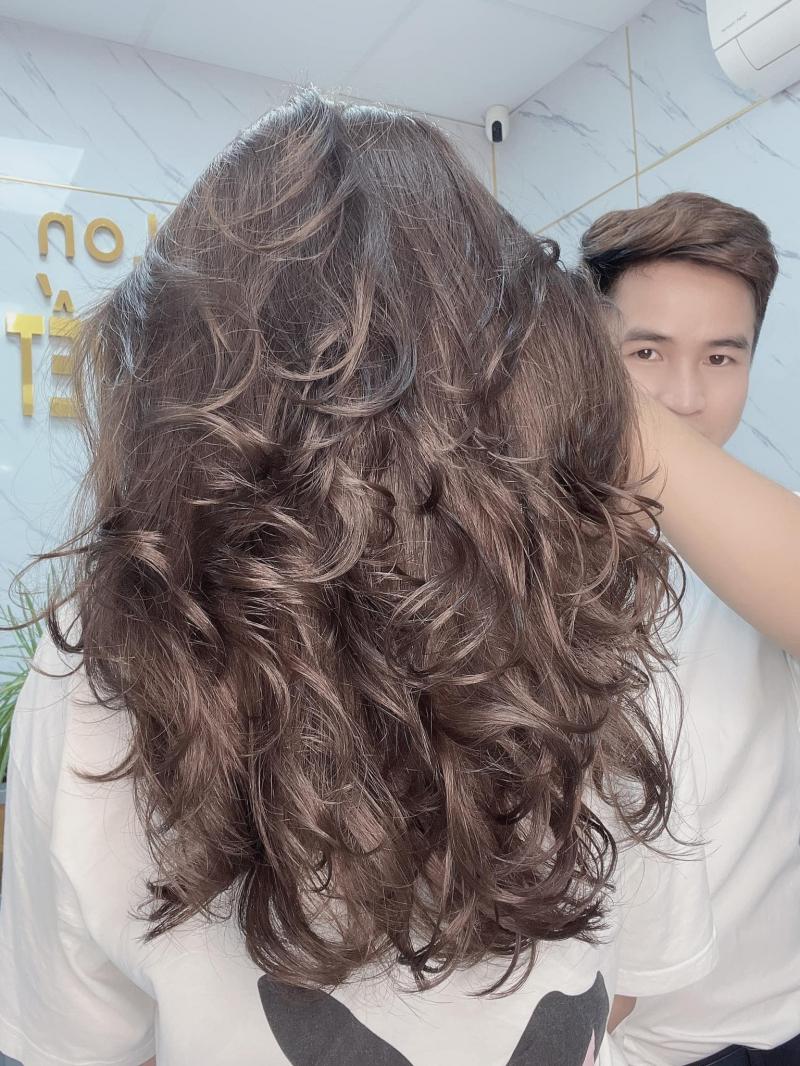 Quang Quyết Hair Salon