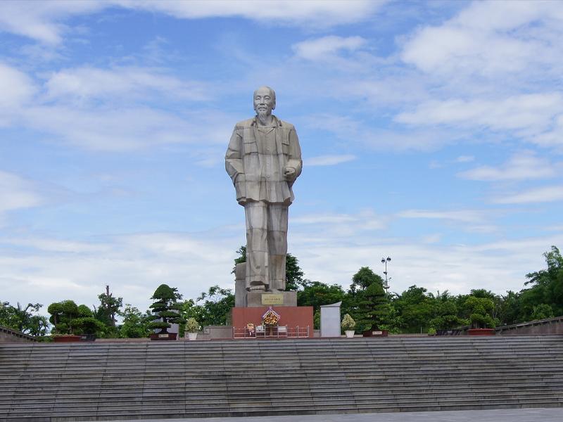 Quảng trường Hồ Chí Minh