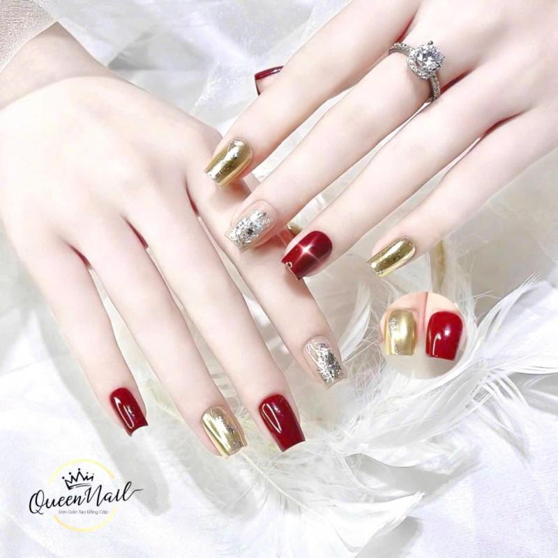 Queen Nail