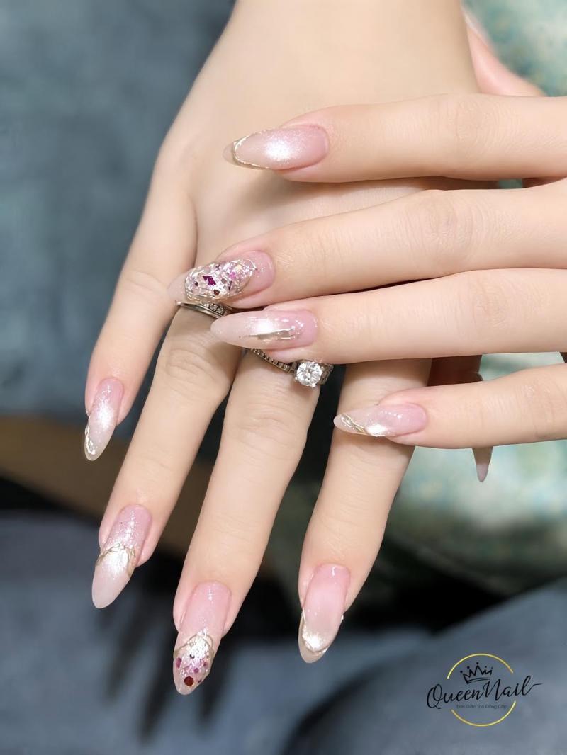 Queen Nail