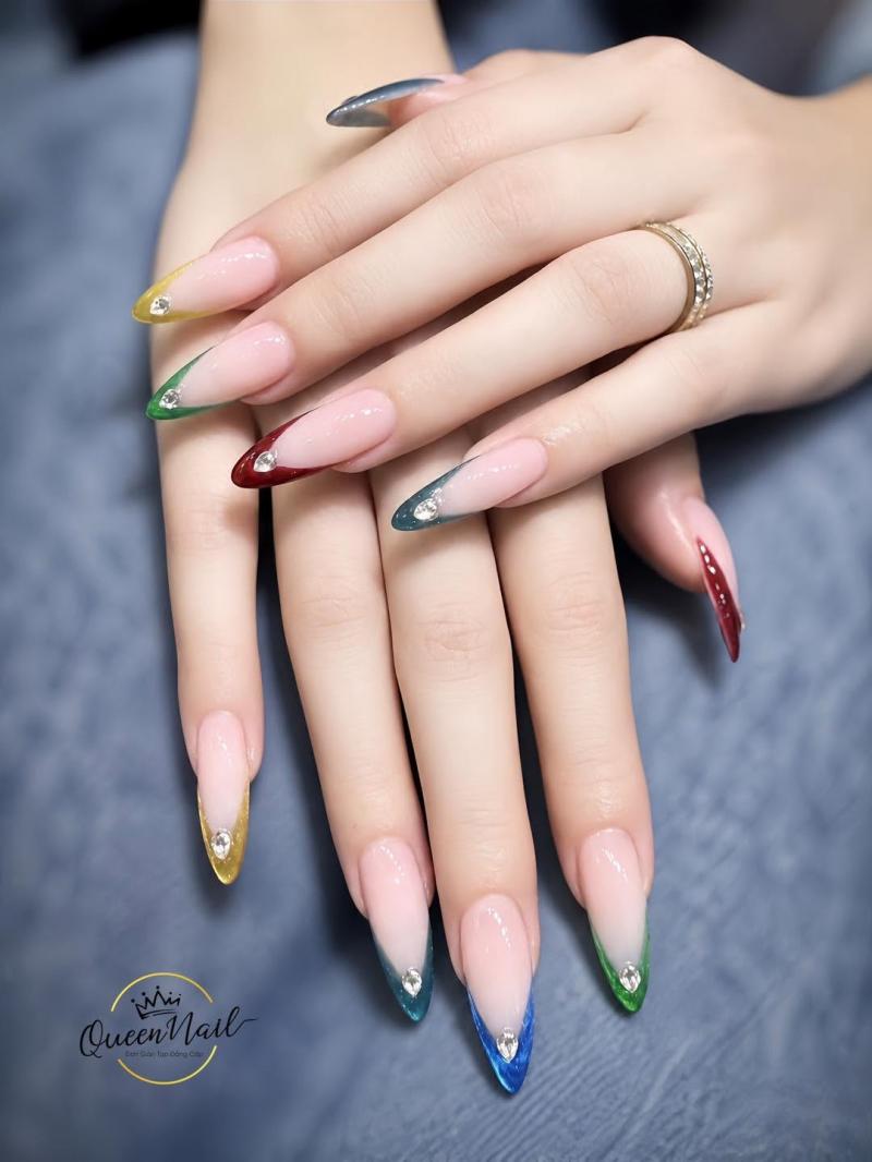 Queen Nail