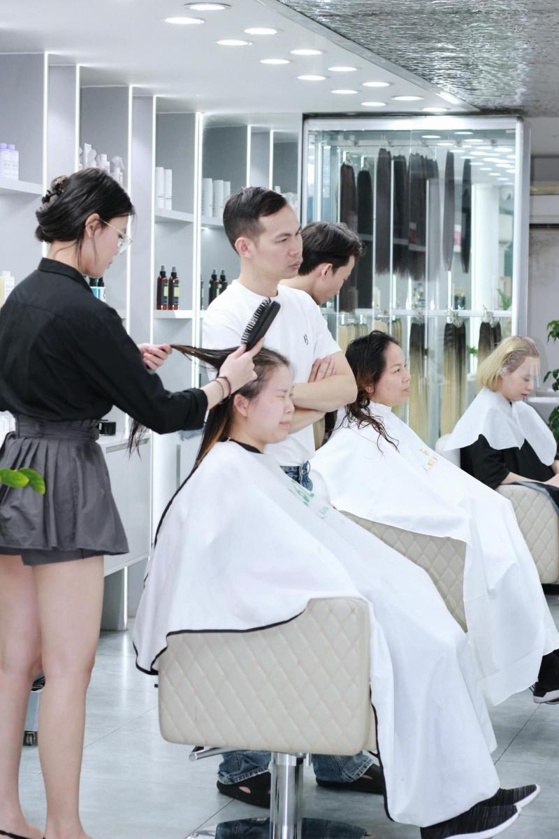 Quốc Phong Hair Salon