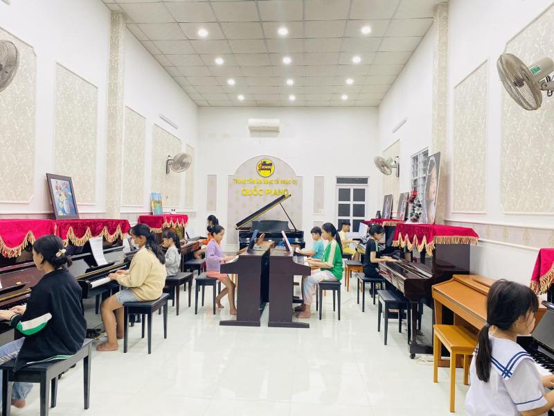 Trung tâm âm nhạc Quốc Piano