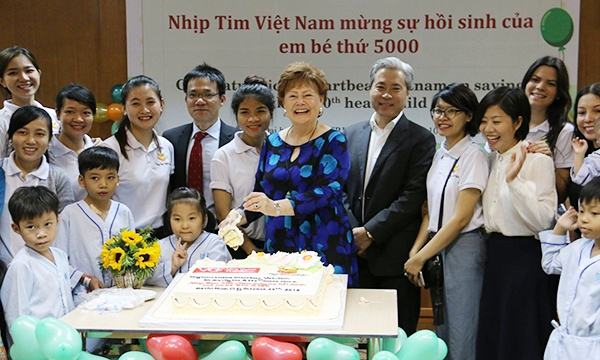 Heartbeat Vietnam Foundation celebrates the rebirth of the 5000th baby