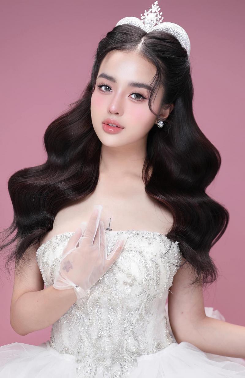 Quý Phạm Makeup