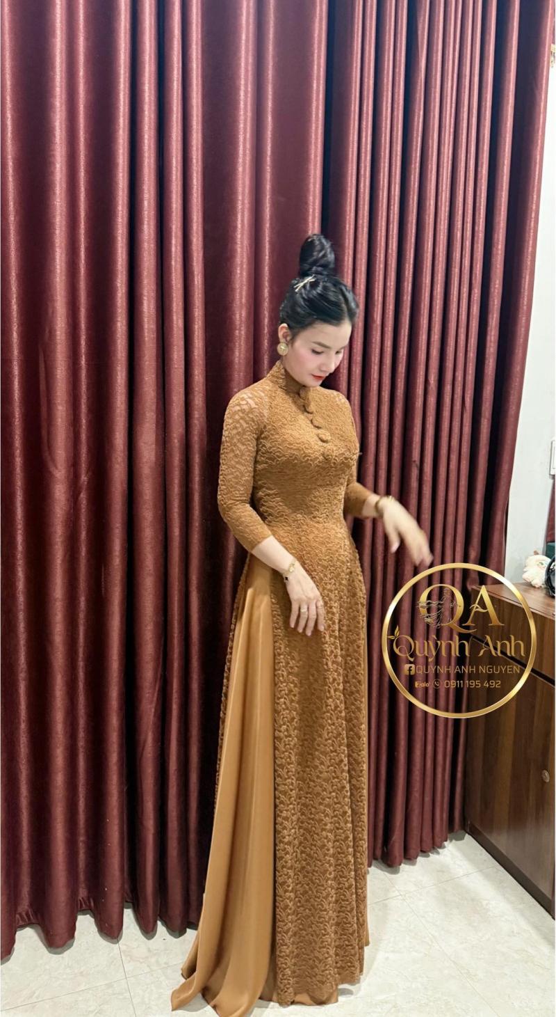 Quynh Anh Nguyen may áo dài