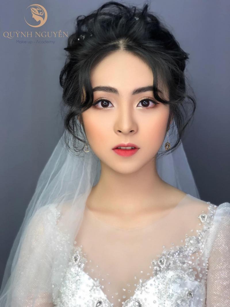 Quỳnh nguyễn Make Up Artist (T&Q Bridal - Studio)