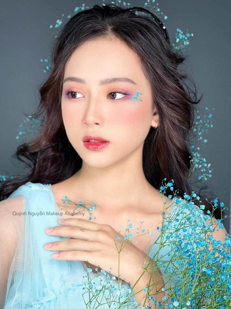 Quỳnh Nguyễn Makeup Academy