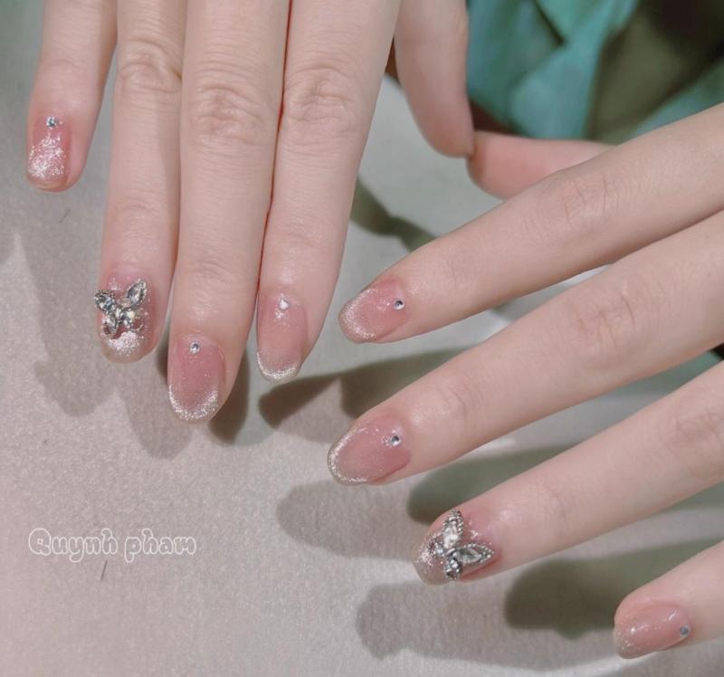 Quỳnh Phạm Makeup Nail Academy