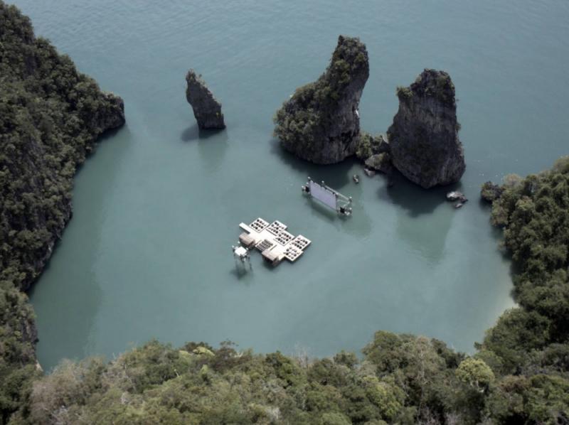 Rạp chiếu phim nổi trên mặt nước Archipelago
