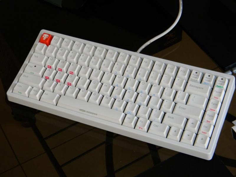 Bàn phím cơ RealForce và Happy Hacking