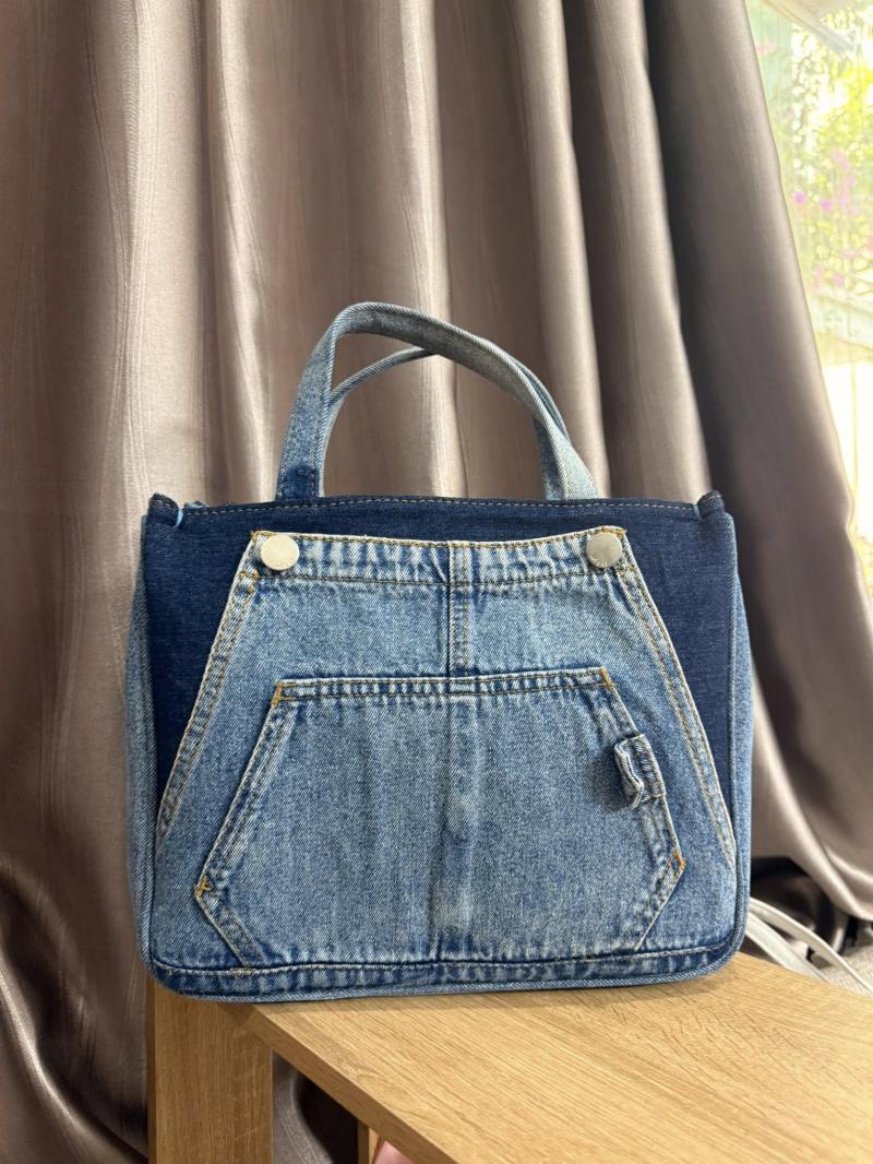 RenewJeans Tái sinh jeans cũ