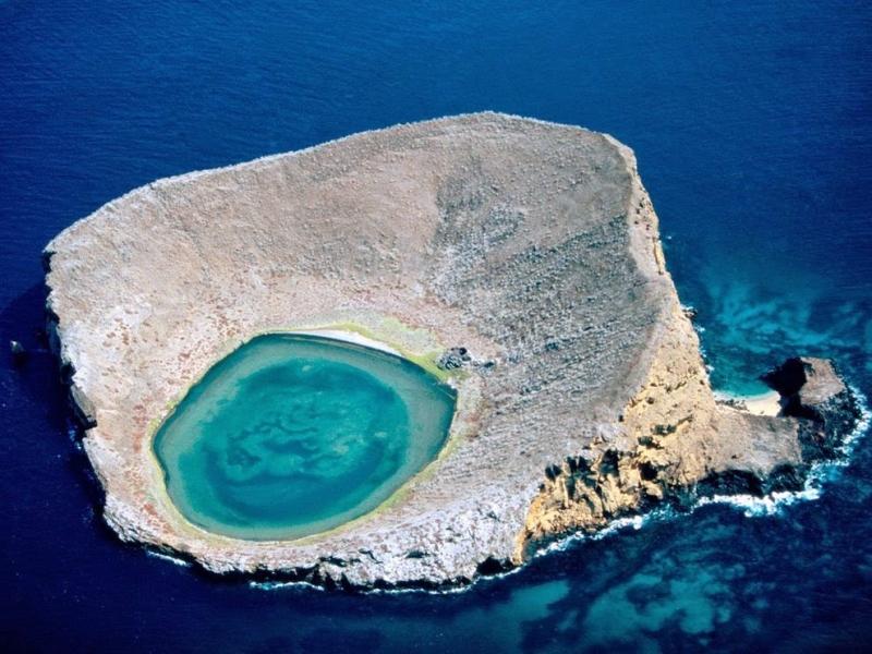 Núi lửa Rocas Bainbridge