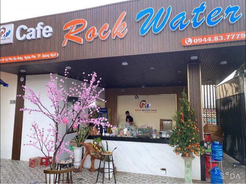 Rock Water cafe