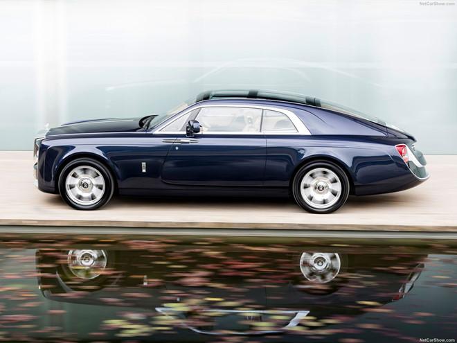 Rolls-Royce Sweptail: 12,8 triệu USD (khoảng 295 tỷ đồng)