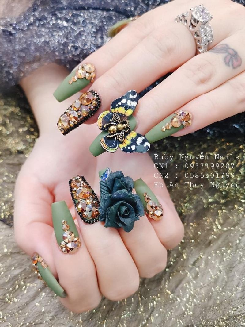 Ruby Nguyễn Nails