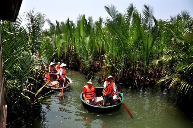 Rừng dừa bảy mẫu