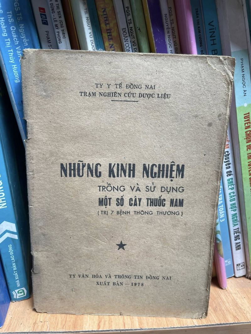 Sách Cũ Thành Vinh