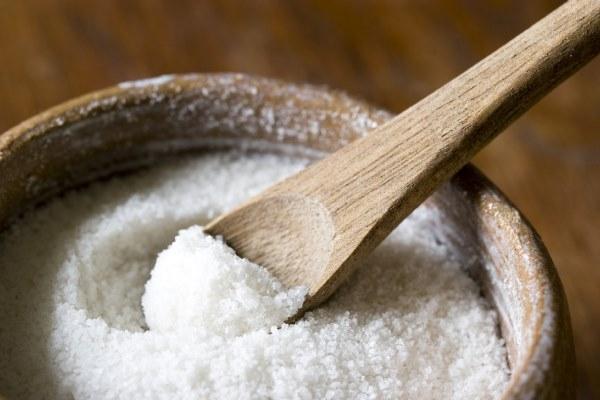 Sai lầm khi nấu ăn: sử dụng quá nhiều muối