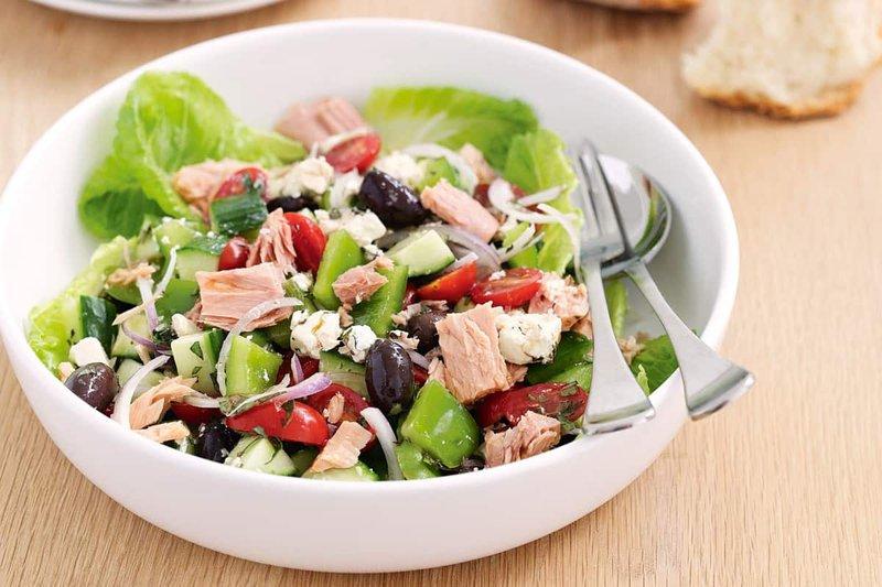 Salad cá ngừ dưa chuột