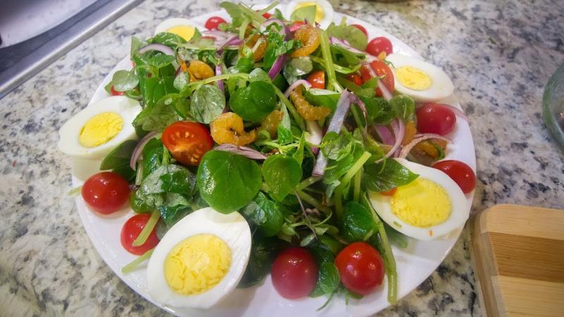 Salad rau càng cua trộn dầu giấm