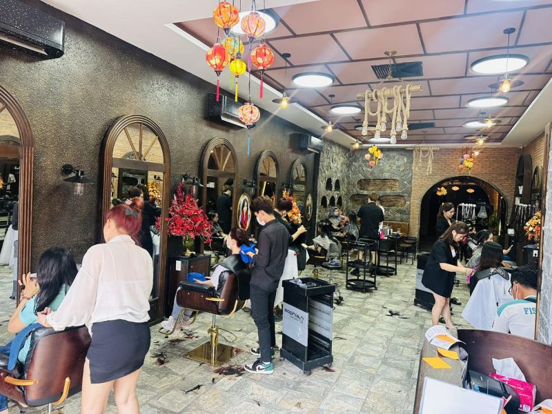 Salon Bắc Trần Tiến