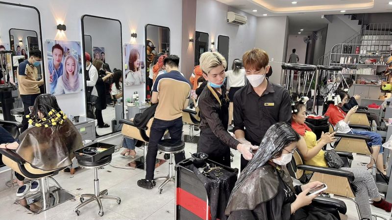 Salon Bắc Trần Tiến