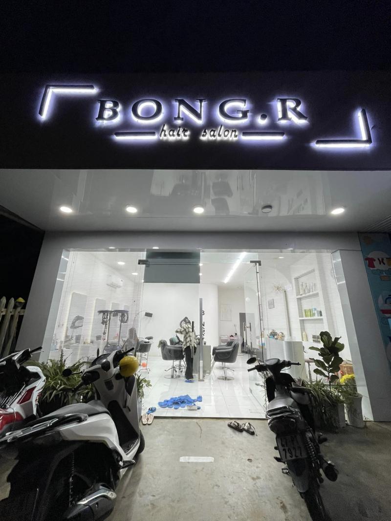 Salon Bổng