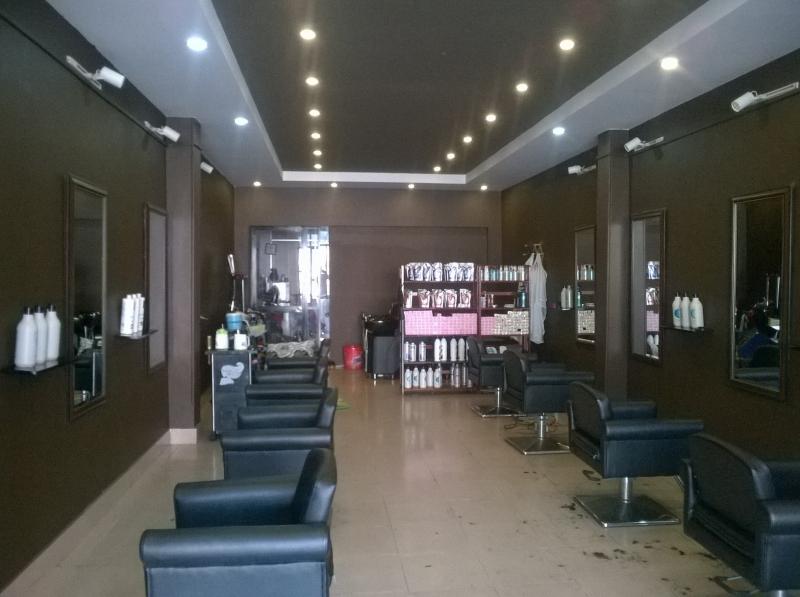 SaLon Louis Nguyễn mang đến cho bạn trải nghiệm làm tóc chất lượng và chuyên nghiệp nhất