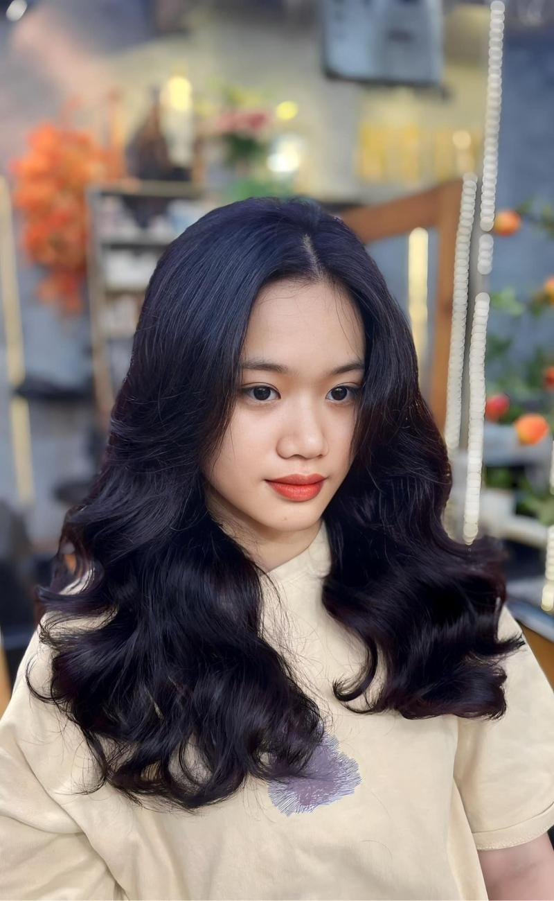 Salon Nguyễn Vũ