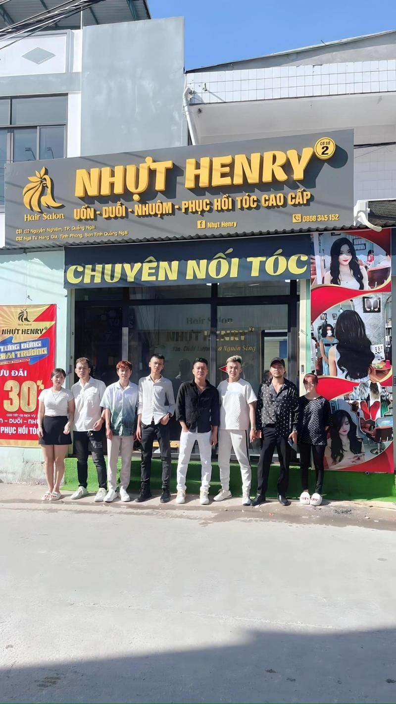 Salon Nhựt Henry